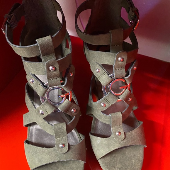 Ladies shoes - Picture 9 of 17